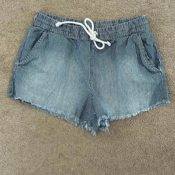 Aerie striped shorts size small blue elastic waist frayed bottom - Picture 1 of 7